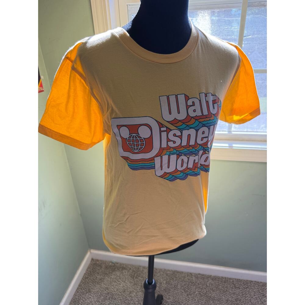 Walt Disney World Retro Rainbow Colorblock Graphic T-Shirt Yellow Orange Size S